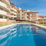 Cozy Getaway With Pool, Close To The Beach By Rems
