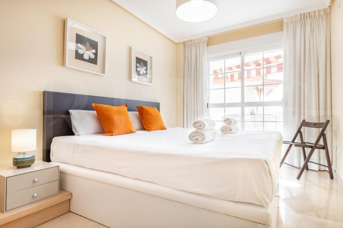 Cozy Getaway With Pool, Close To The By Rems * Benalmadena